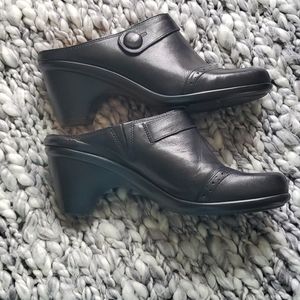 easy spirit vapour 2 clogs